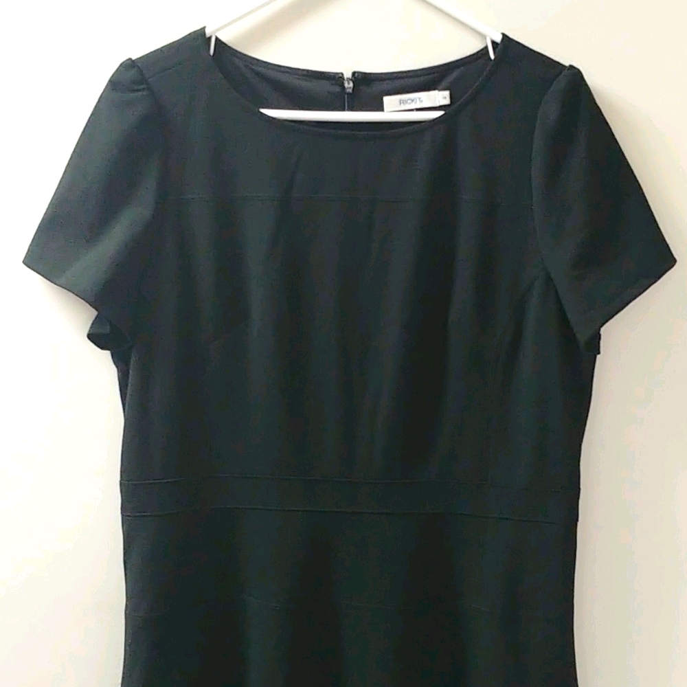 🛍️Ricki's Black midi dress